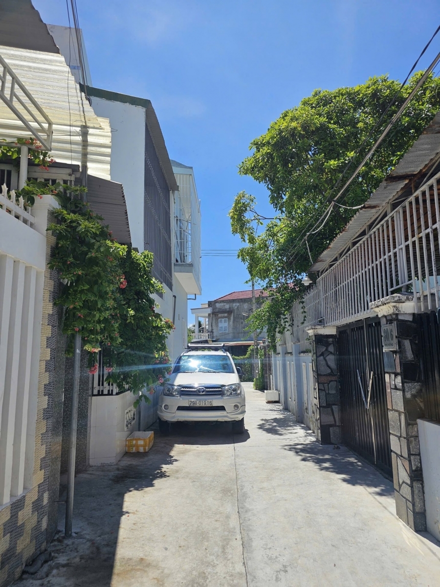 BIỆT THỰ VƯỜN TẠI PHÚ NÔNG PHƯỜNG TÂY NHA TRANG (NGAY KĐT VĨNH ĐIỀM TRUNG).