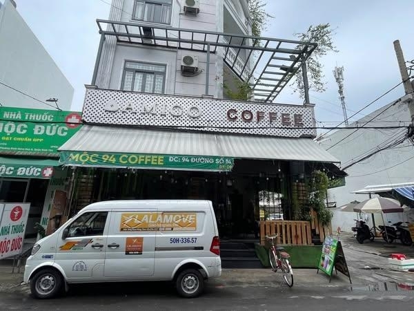 Bình Tân Nhanh Còn ! QUÁN CAFE GÓC 2 MT ĐẸP LẮM DT : 10m x 9m MB thuê rẻ chỉ 12 tr Tel :