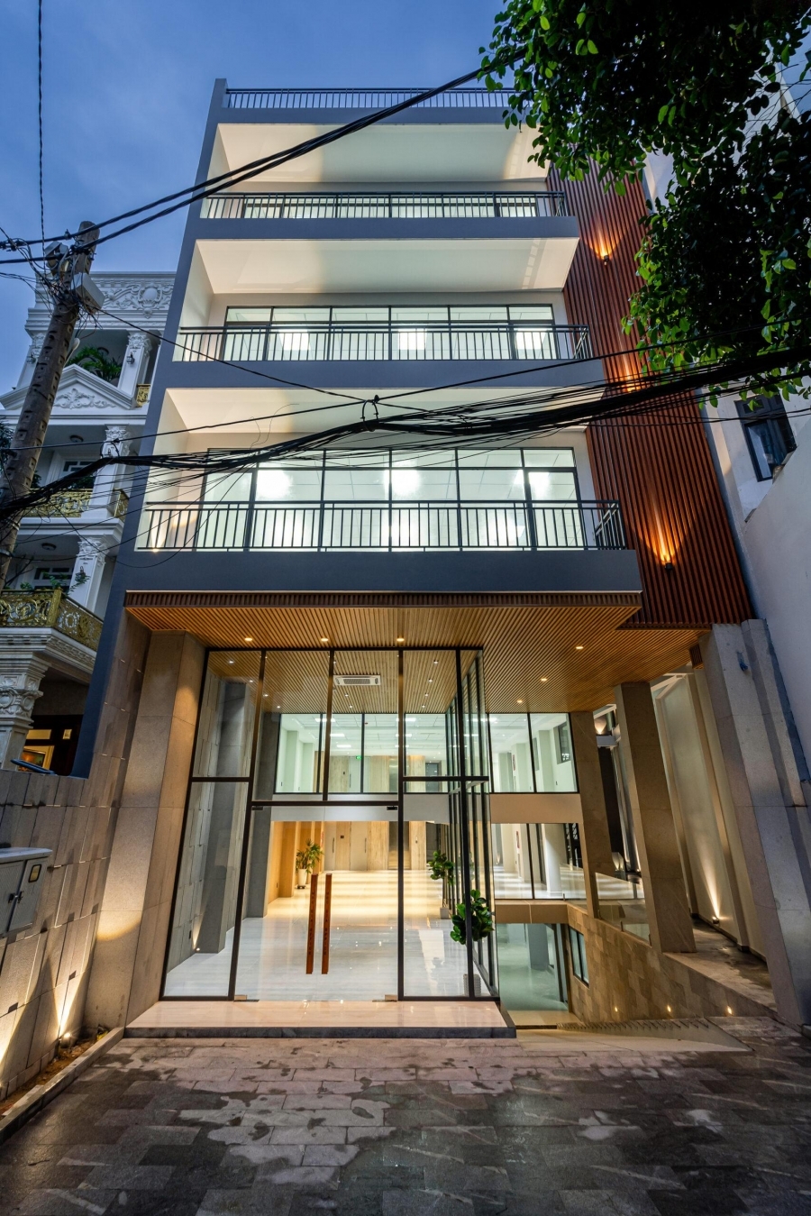  building đường Yên Thế, P.2, Q. Tân Bình, 7x30m nở hậu 15.5m, hầm 7 tầng, 