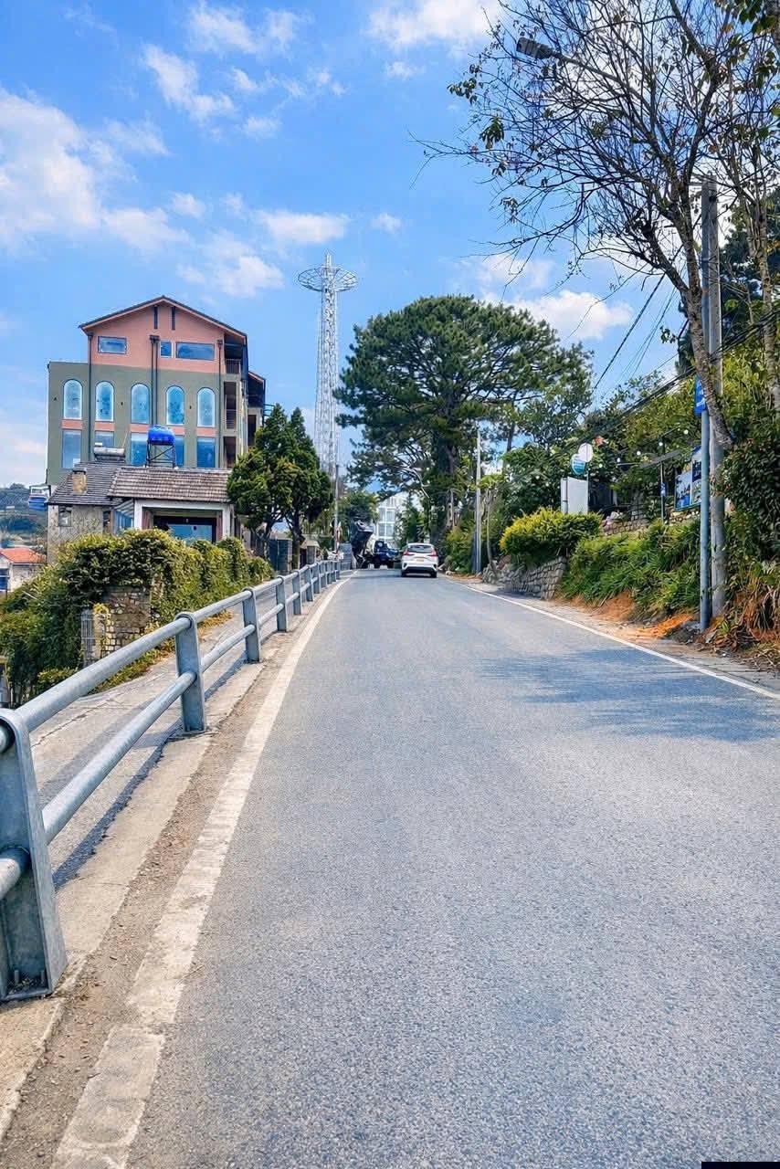 Cần Bán Biệt Thự Đẹp 2 Mặt Tiền Đường Đống Đa Đà Lạt