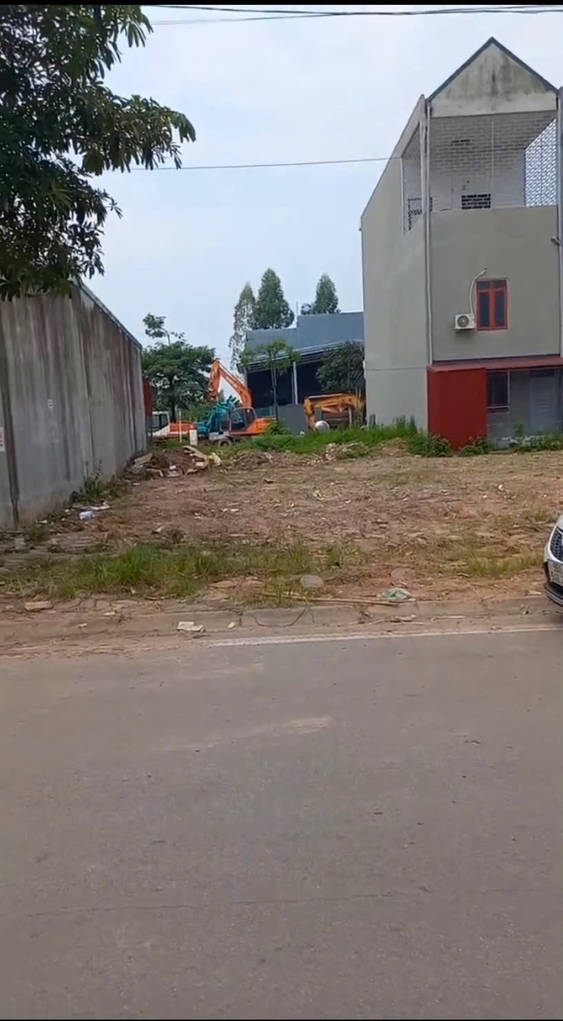 CẦN BÁN GẤP LÔ ĐẤT CHÍNH CHỦ – KĐT BỐ HẠ XÃ BỐ HẠ TỈNH BẮC NINH