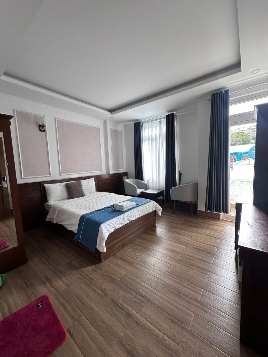 Cần Bán Khách Sạn 3 Sao Quy Mô Lớn - Mặt Tiền Đường Xô Viết Nghệ Tĩnh – TP. Đà Lạt