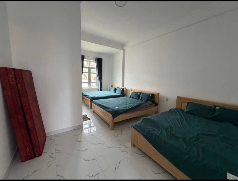 CẦN BÁN NHÀ MẶT TIỀN ĐƯỜNG TÔ HIẾN THÀNH P. XUÂN HƯƠNG - ĐÀ LẠT