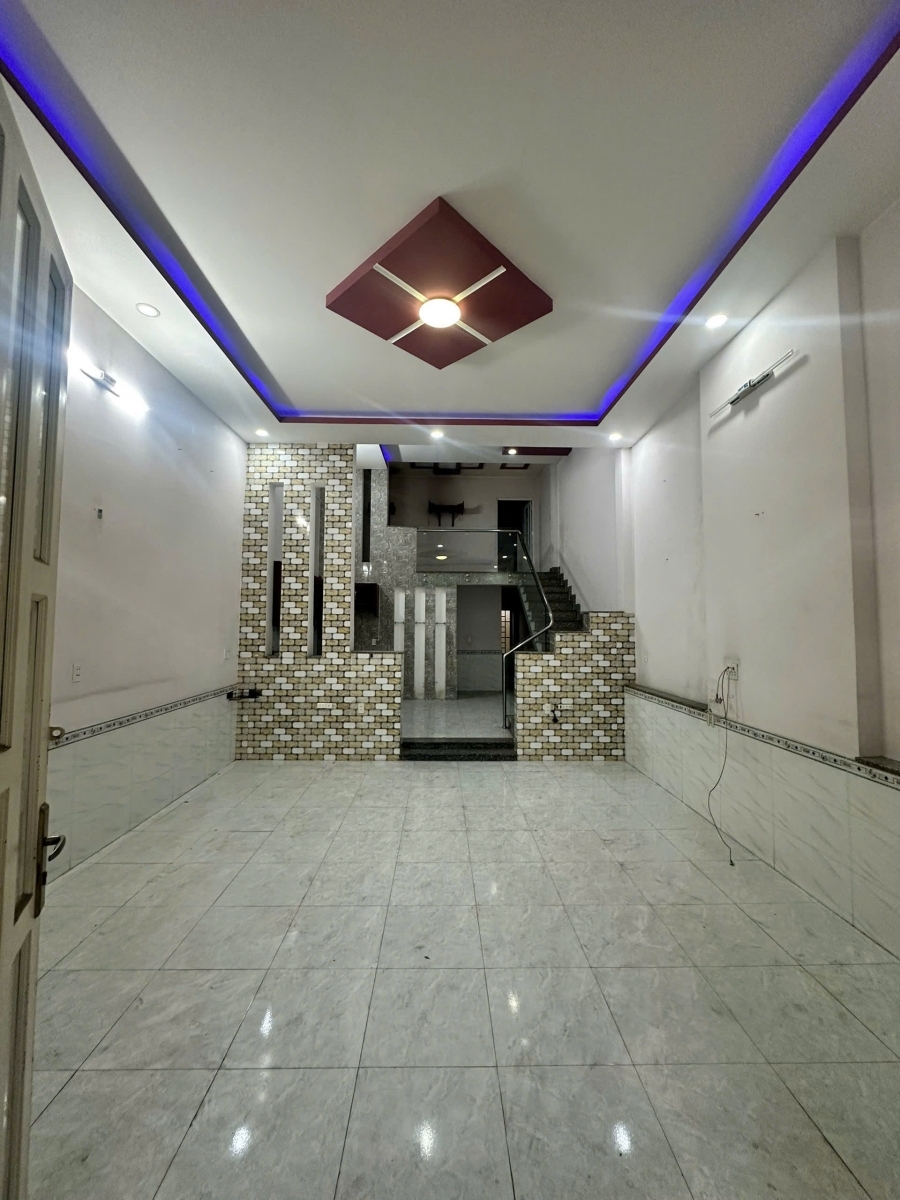 CẦN BÁN NHÀ PHỐ - NHÀ KIÊN CỐ - THỊ XÃ DĨ AN - TỈNH BÌNH DƯƠNG