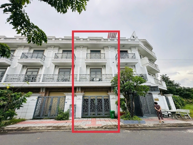 Cần Bán Nhanh Nhà Thô 1 Trệt 3 Lầu Vị Trí Đẹp Tại KDC Bửu Long 3 Thành phố Biên Hoà Đồng Nai