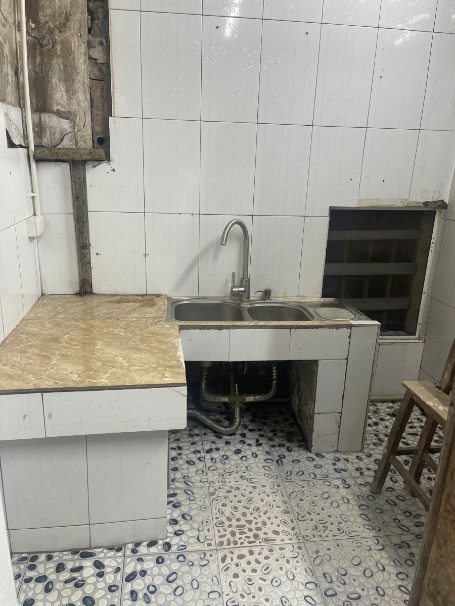 Cần cho thuê nhà Phố Ngọc Hồi Hoàng Mai 3 tầng x 30m2 2 ngủ 2 vệ sinh 8.5 Triệu