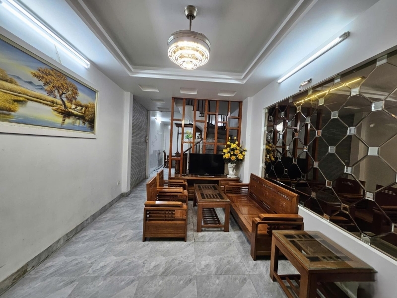 Cần cho thuê nhà Tân Triều 40 m² x 4 tầng 5 ngủ giá 13.5 Triệu ưu tiên ở gia đình