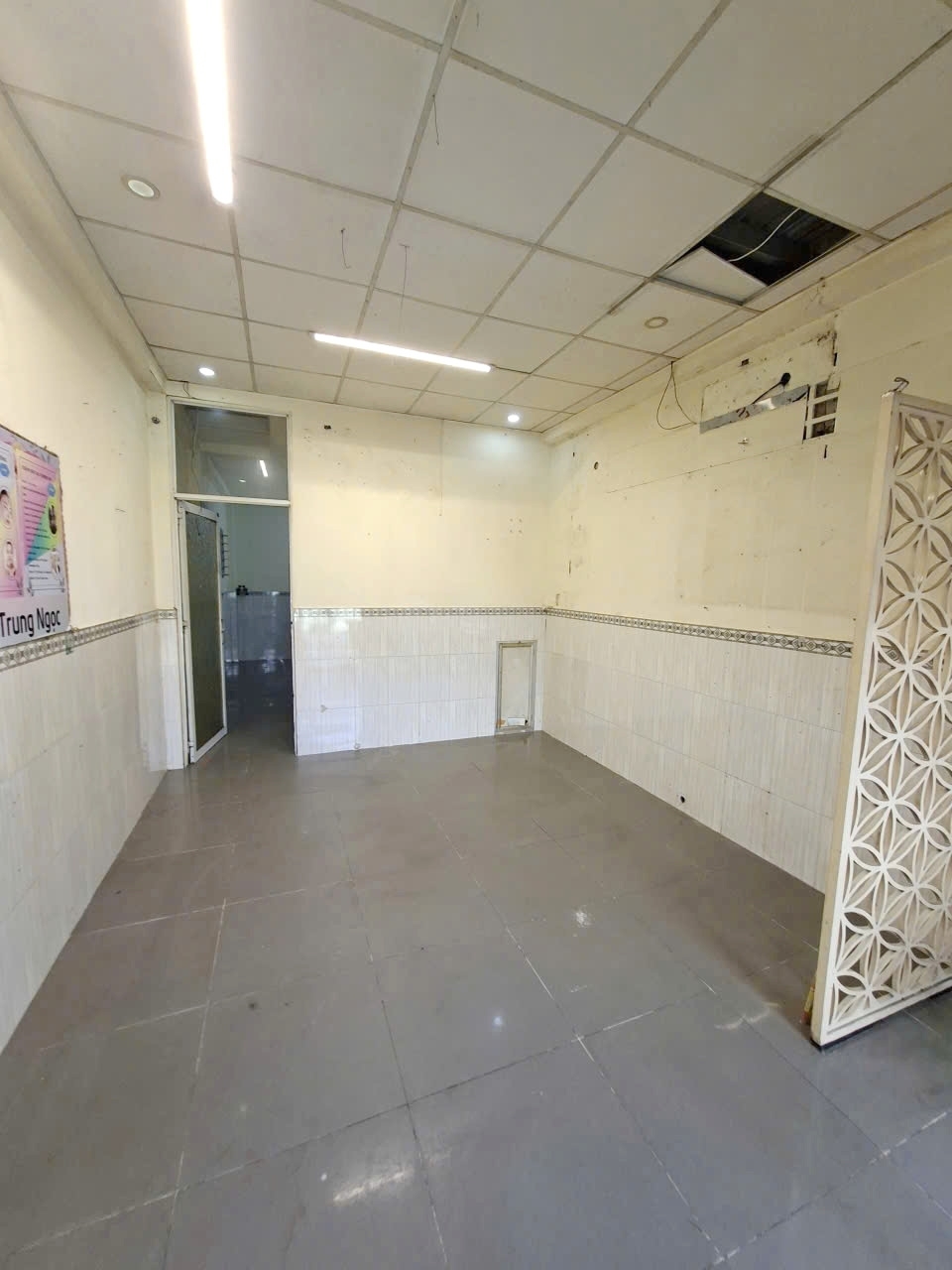 Căn góc 2 tầng đúc BTCT hẻm ôtô đường Dương Bá Trạc P1Q8. Giá 52 tỷ TL