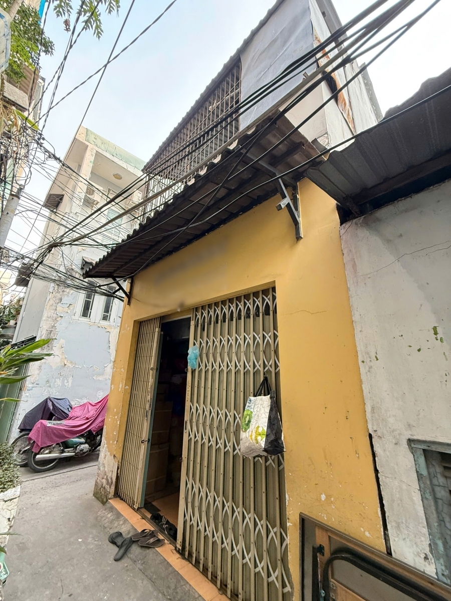 Căn góc 2 tầng hẻm thông Dương Bá Trạc P1Q8. Giá 29 tỷ TL