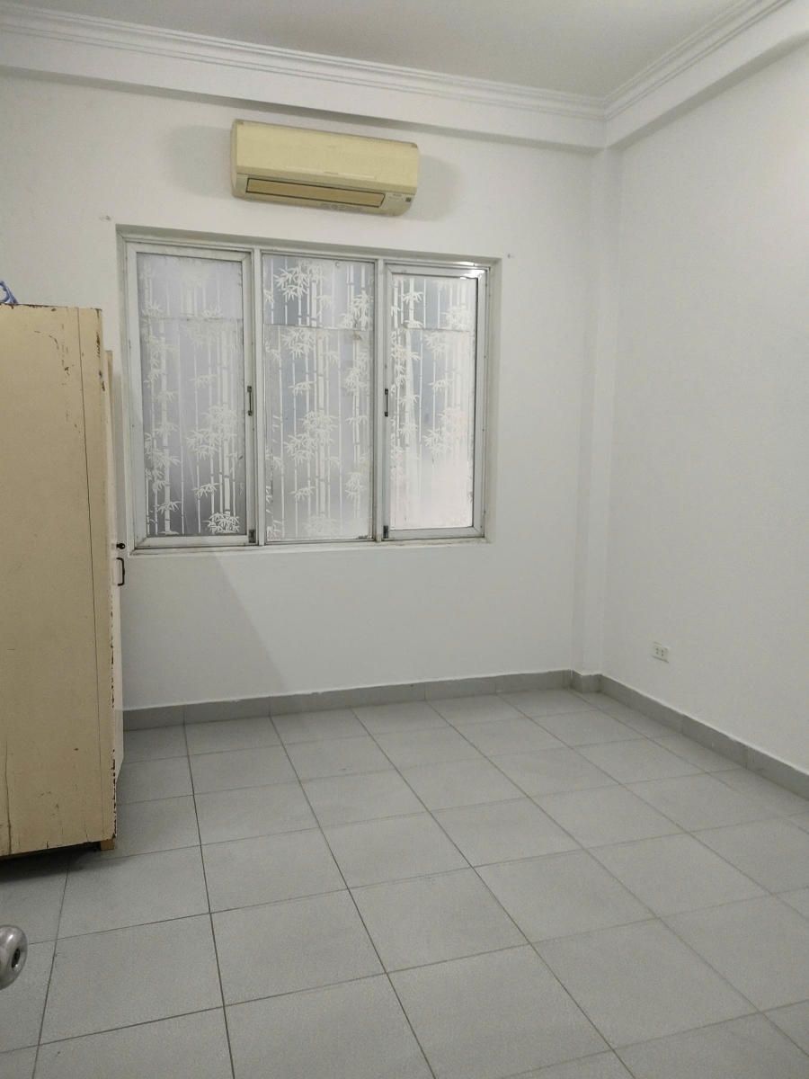 Căn hộ khép kín chưa lên sàn Lò Đúc 17m/50mtầng 2 mt 3m2.95 tỷ Hai Bà Trưng.