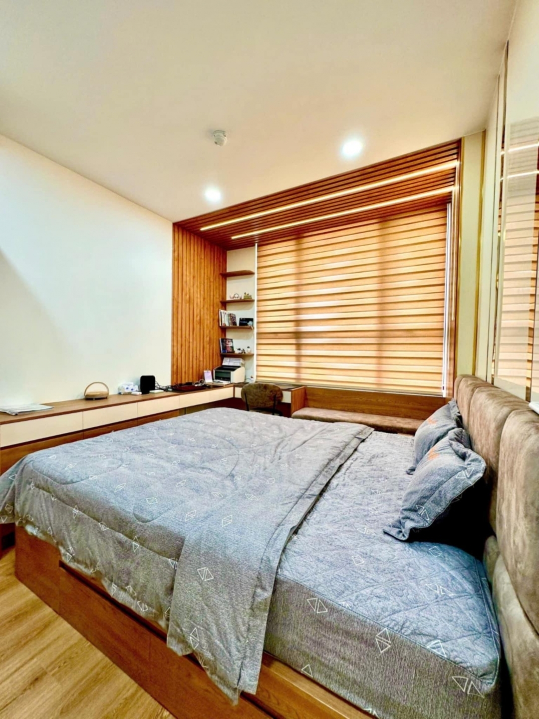 CĂN HỘ THE WESTERN CAPITAL - QUẬN 6: 50M² 2 PN HƯỚNG NAM GIÁ CHỈ 2.2 TỶ!