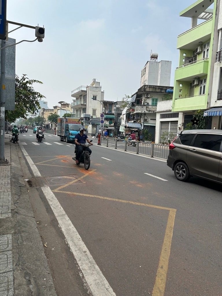 CĂN NHÀ TRONG NGÕ RỘNG RÃI TẠI Q.12 HCM VỚI 600M2GIÁ TÔT NHẤT SỔ ĐỎ CHÍNH CHỦ NHANH TAY LIÊN HỆ!