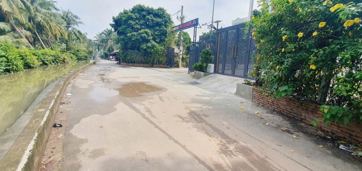 CĂN NHÀ VƯỜN (8.4x42) LÔ GÓC 2MT BỜ KÈ THẠNH XUÂN 52 – CHỈ NHỈNH 10 TỶ