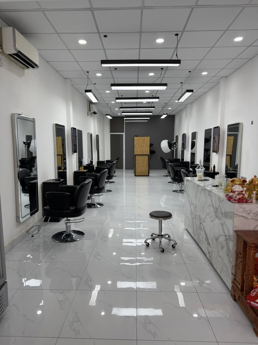Cần sang nhượng salon tại 172a Tân Kỳ Tân Quý p Sơn Kỳ q Tân Phú