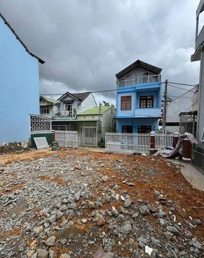 Cần Tiền Bán Gấp Đất XD Sổ Riêng Đường Đa Minh Đà Lạt Giá Chỉ 3.9 Tỷ