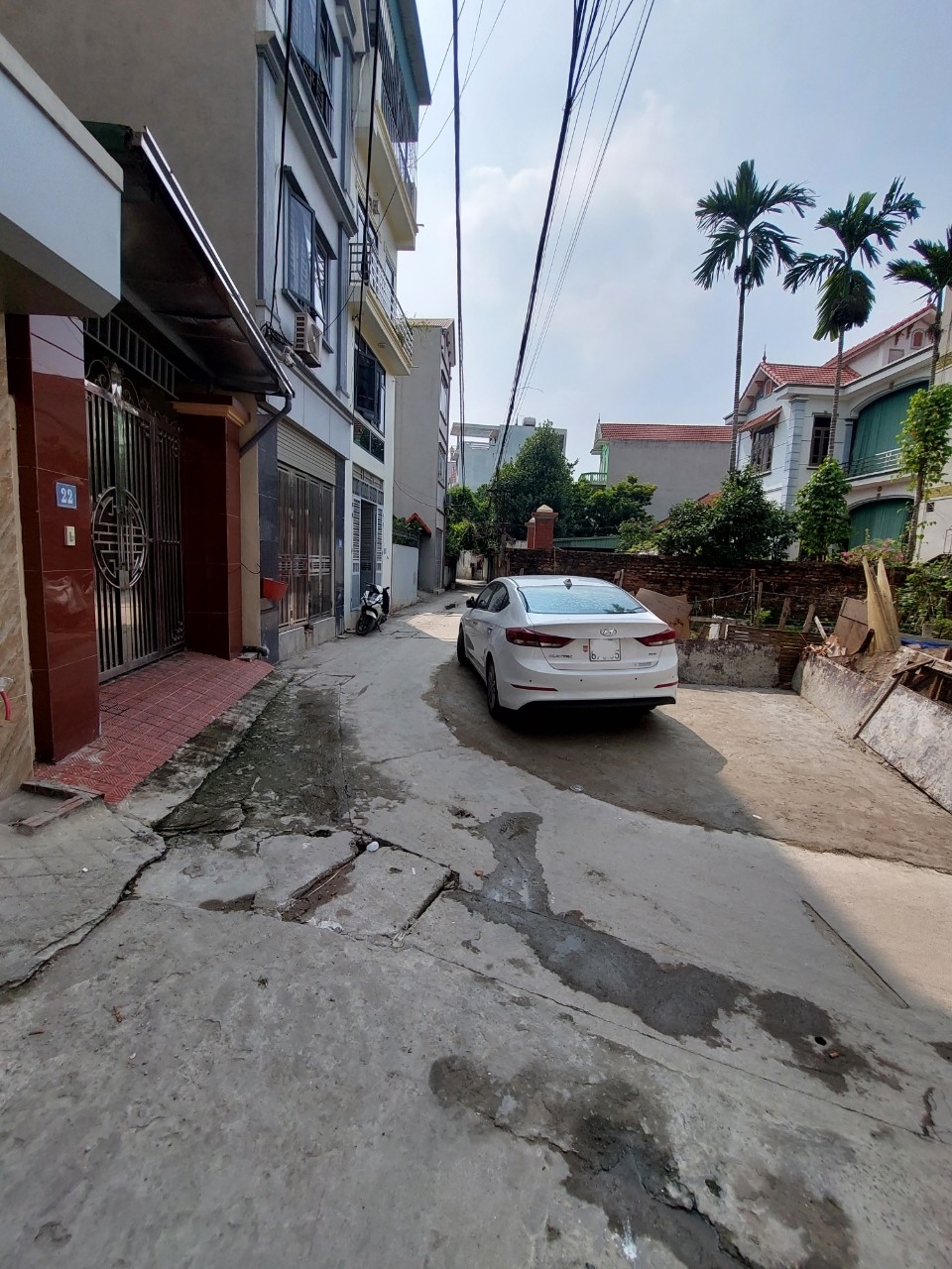 CẠNH TRÔI BÁN ĐẤT TẶNG NHÀ CẤP 4 DT 43M Ô TÔ ĐỖ CỬA