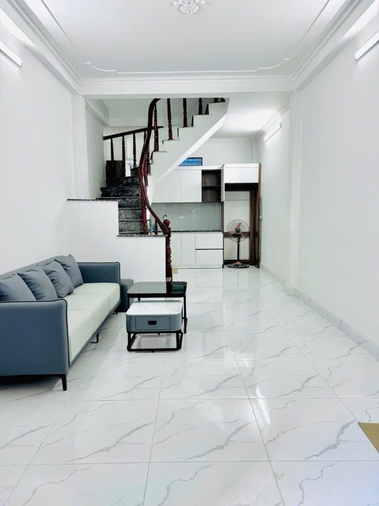 CC BÁN NHÀ GIẢI PHÓNG-30M2-5T- 7.18TỶ(TL mạnh) - SAU 2 NHÀ RA ĐƯỜNG OTO TRÁNH- NGÕ RỘNG 3 GÁC