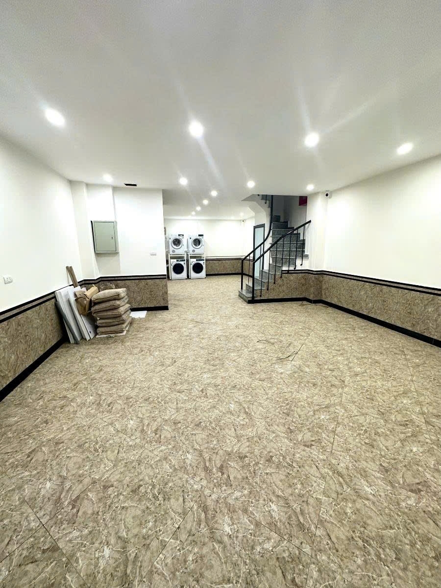 CCMN XÃ ĐÀN - 18P KHÉP KÍN - THANG MÁY - 62m2 7 tầng mặt tiền 5m Giá 24.5 tỷ