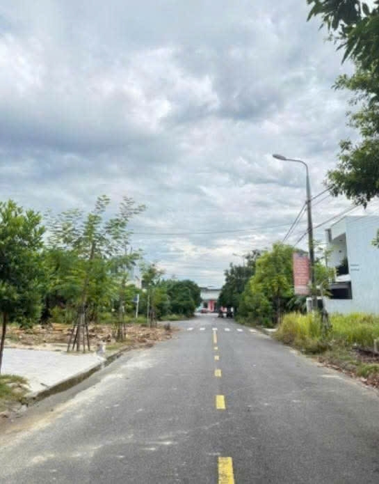 CHÀO BÁN  cặp đất 31-33 đường  Phan Khôi  Phường Hòa Xuân quận  Cẩm Lệ Thành Phố Đà Nẵng- Đường