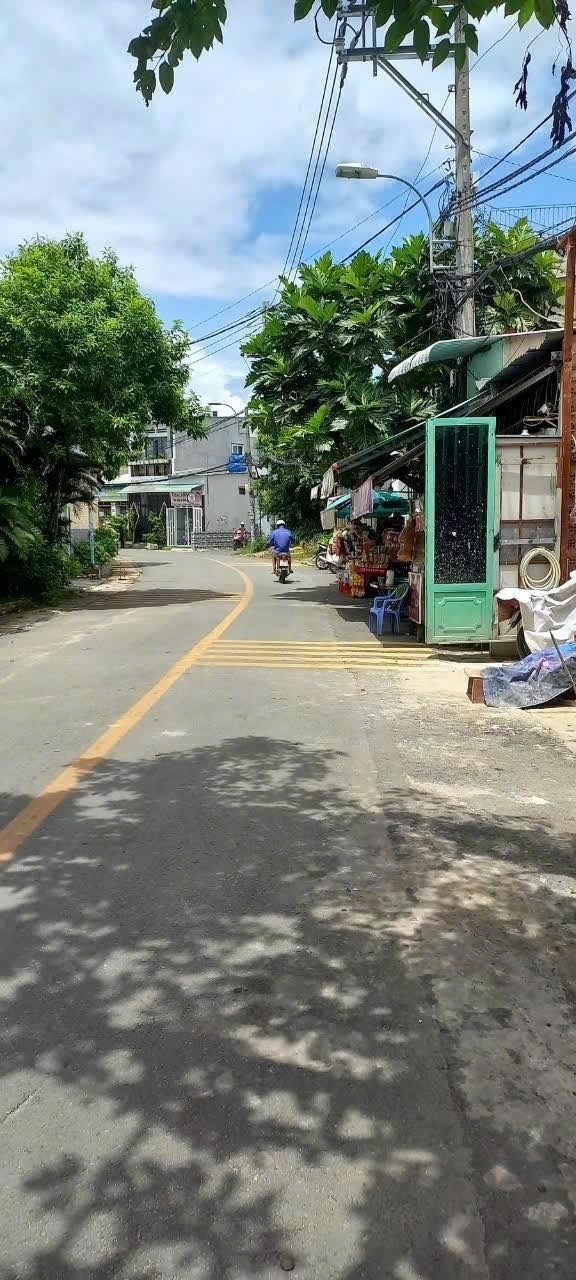 CHỈ 32 TỶ NHÀ MẶT TIỀN ĐƯỜNG TÂN XUÂN 1. TRỆT LỬNG MỚI TINH 37M2. KINH DOANH BUÔN BÁN ĐỈNH.