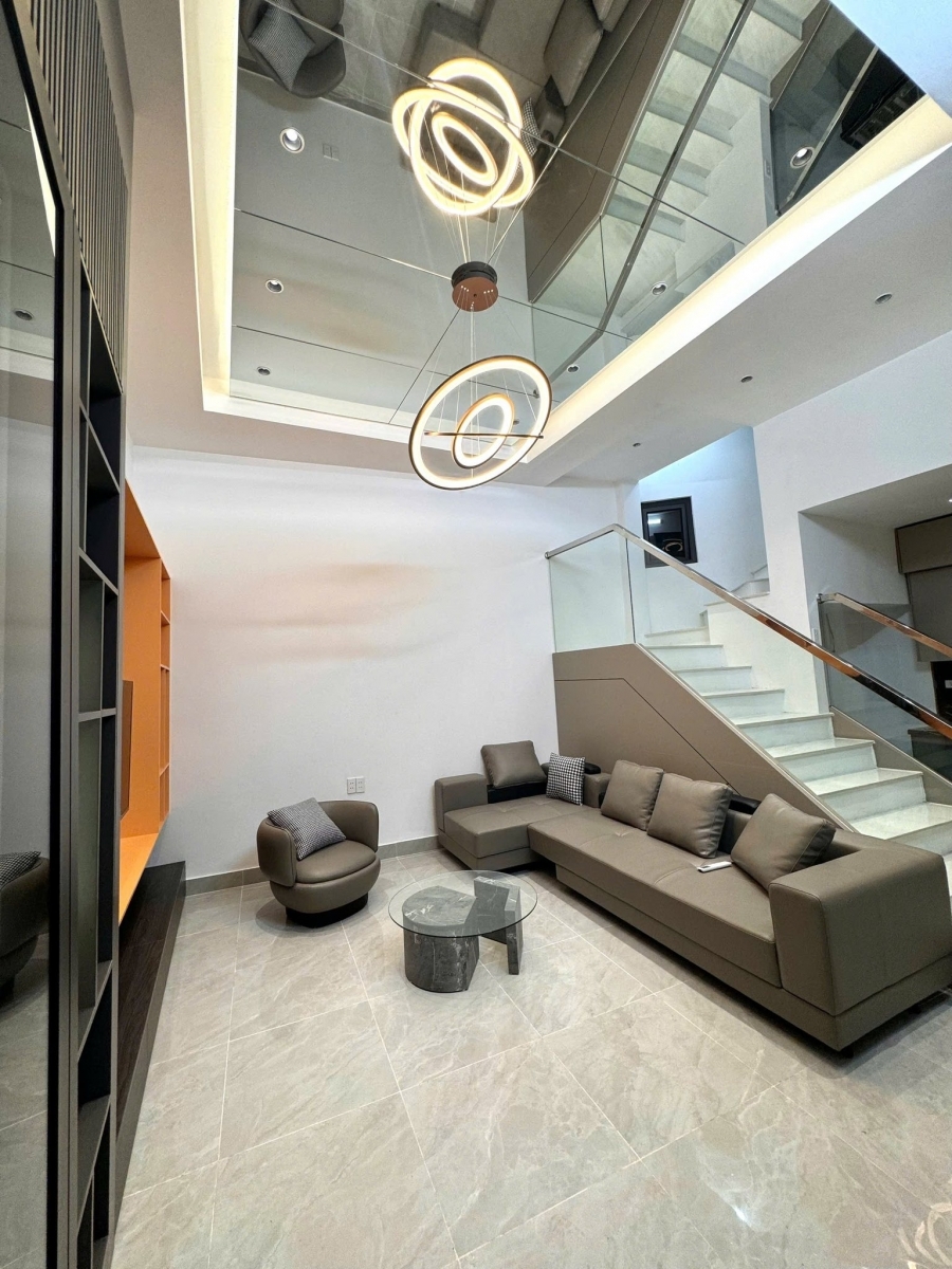 CHỈ 8.6 TỶ ĐÃ SỞ HỮU NHÀ 36M SIÊU ĐẸP NẰM NGAY TẠI PHỐ ĐỘI CẤN.