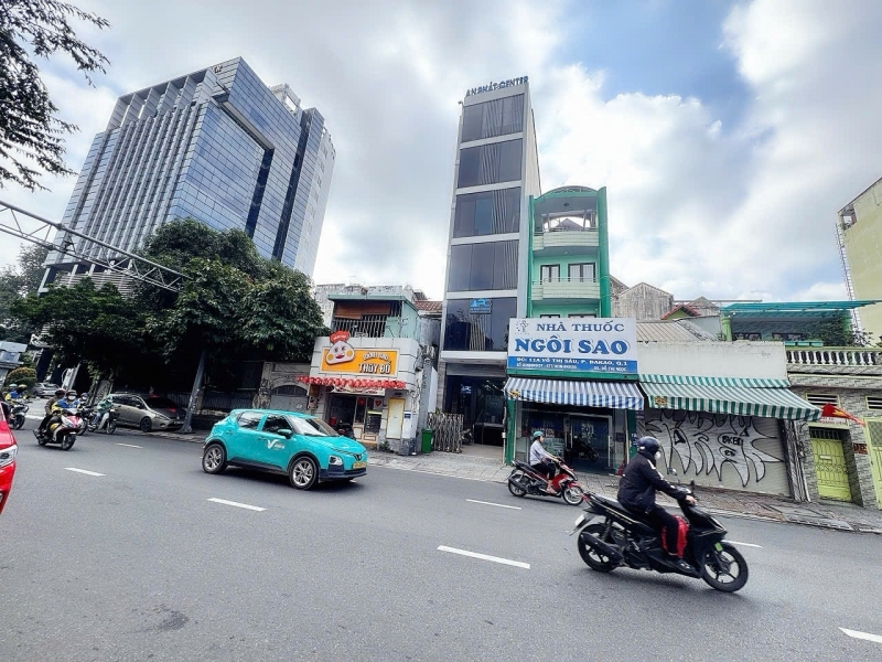 CHÍNH CHỦ 1 ĐỜI XƯA BÁN NHÀ MẶT TIỀN KD Đ.VÕ THỊ SÁU QUẬN 1 - HIẾM NỞ HẬU VUÔNG 7M*20M - KHU VỰC