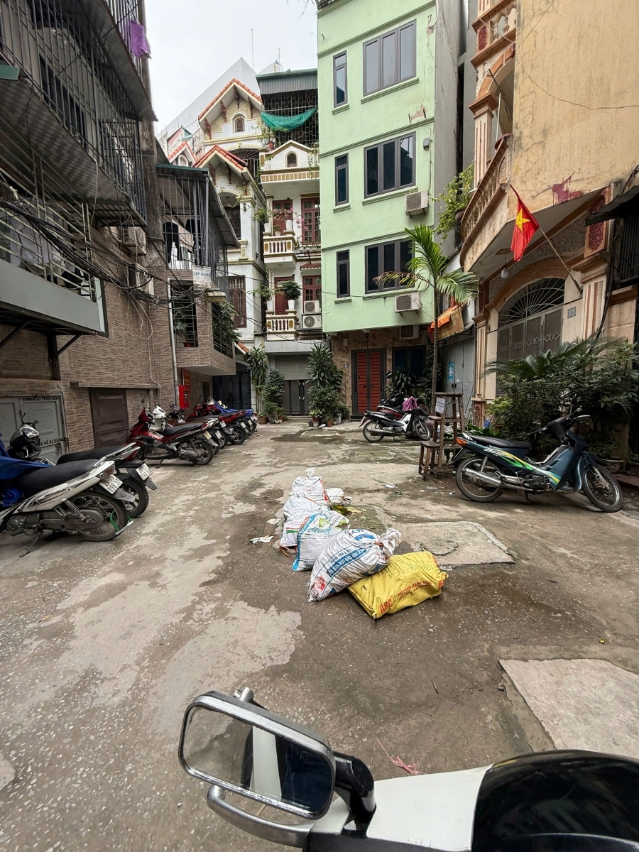 Chính chủ bán căn hộ F0 80m 3 ngủ giá 3.6 tỷ TL sổ đỏ pháp lý chuẩn