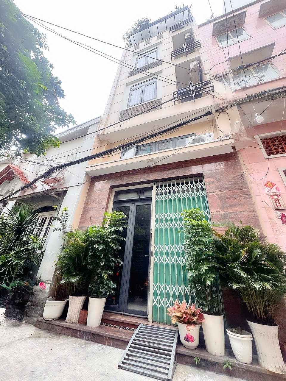 CHÍNH CHỦ BÁN NHÀ 5 TẦNG HXH Đ.CÔ BẮC CÔ GIANG QUẬN 1 - DT 42M2 SH VUÔNG ĐẸP - CHỈ 20M NHÌN RA MT