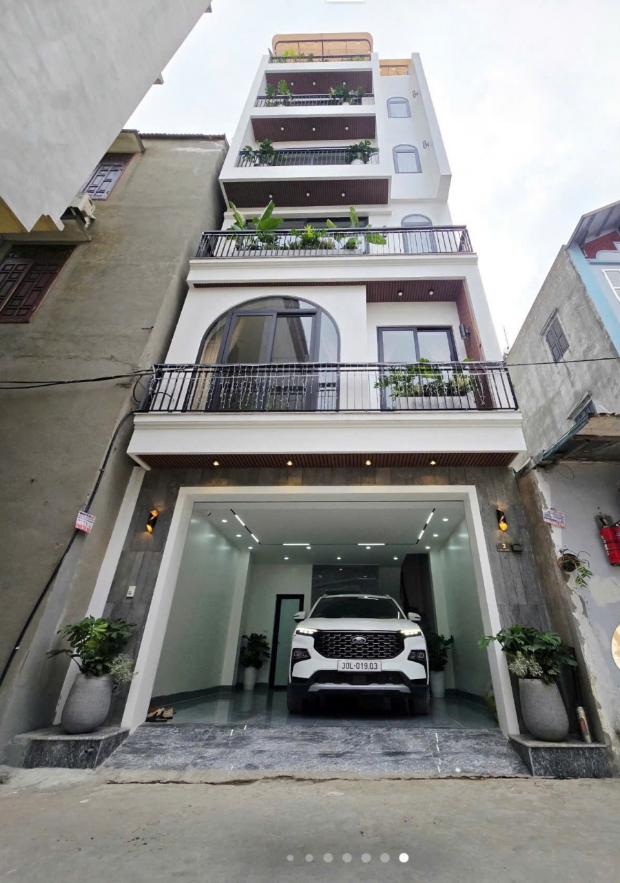 Chính chủ bán nhà 6 tầng thang máy tại đường Nguyễn Văn Linh Thạch Bàn