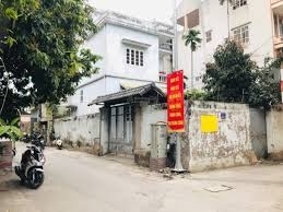 Chính chủ bán nhà mặt phố Phú Thượng 240m². Mặt tiền 18m nhà 3 tầng. Lô góc giá 486tỷ