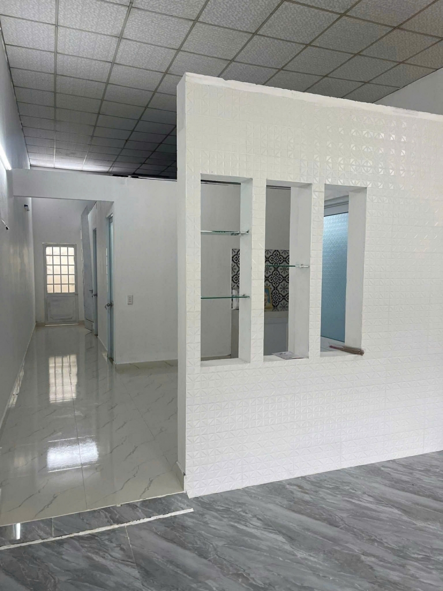 Chính Chủ Cần bán đất tặng nhà cấp 4 cho thuê thu nhập  : 7 triệu /1 tháng