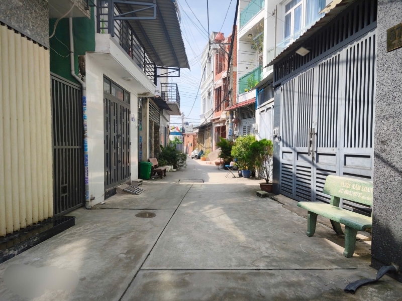 Chính chủ cần bán nhanh nhà 2 tầng mới sd30m2 CCVB HXH Trần Thị Hè nhỉnh 1 Tỷ