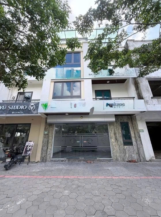 CHÍNH CHỦ CẦN CHO THUÊ MẶT ĐƯỜNG CHÍNH TẠI 56 LÊ DUẨN - KĐT ECORIVERS - HẢI DƯƠNG