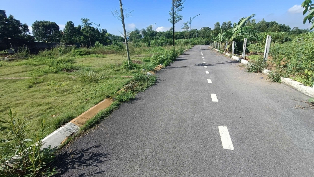 Chinh chủ cần tiền gửi bán đất nhanh vị trí đẹp tại Đồi Sen Bình Yên Thạch Thất  cũ