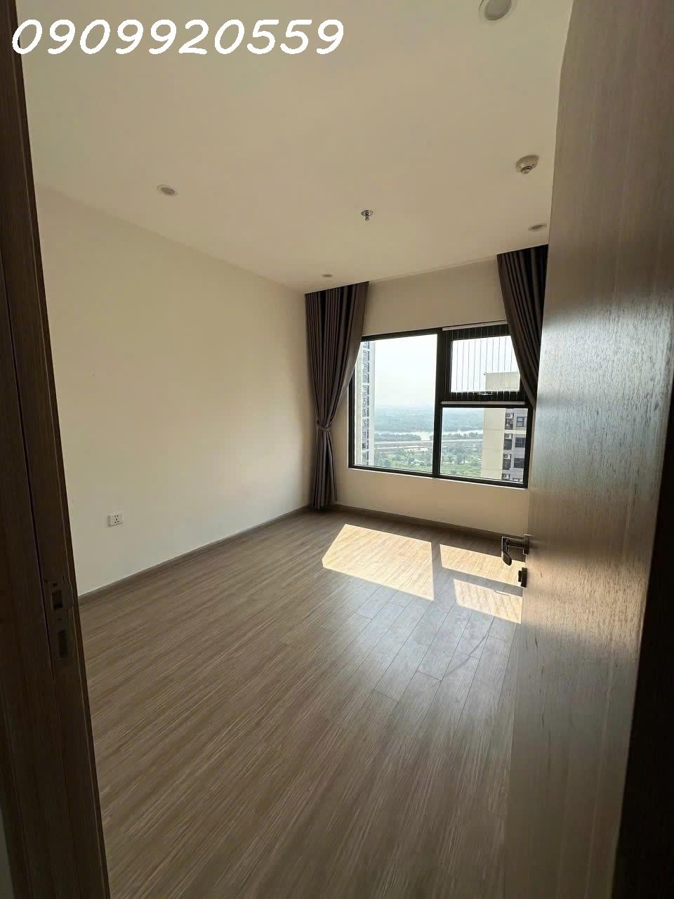 Chính chủ cho thuê căn hộ Vinhomes Grand Park Q.9 tầng cao view đẹp DTSD 55m2