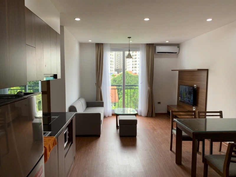 Chính chủ cho thuê CCMN 2 phòng ngủ VIP full đồthang máytrung tâm Yên Hòa.