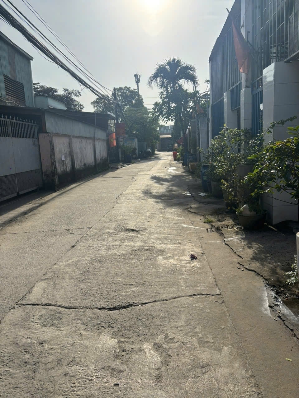 CHÍNH CHỦ CHO THUÊ NHÀ BÌNH CHUẨN 27 GẦN GIAO LỘ LÊ THỊ TRUNG VÀ THỦ KHOA HUÂN