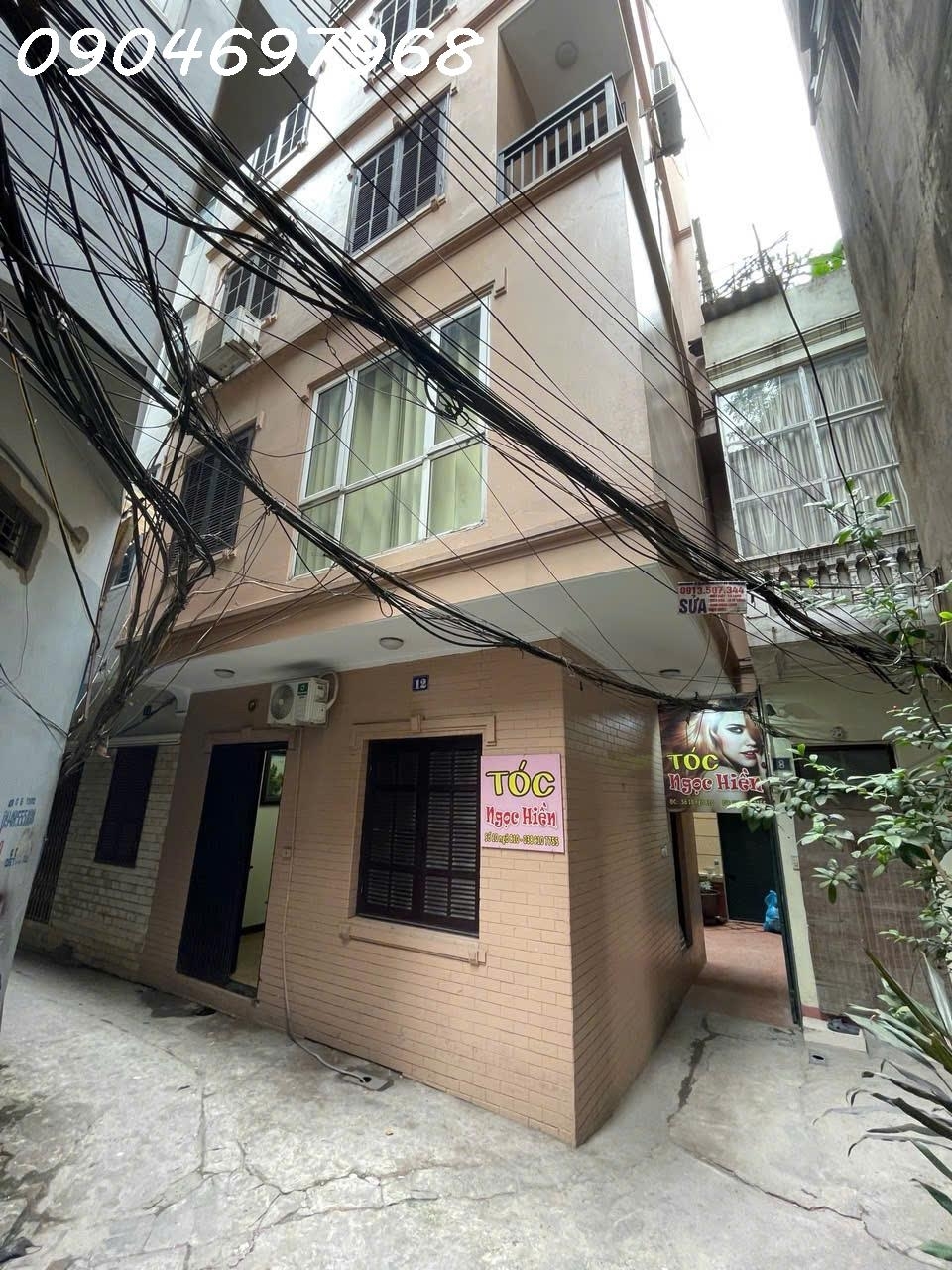 Chính chủ cho thuê nhà nguyên căn 5 tầng phố Đê La Thành trung tâm quận Ba Đình gần chợ