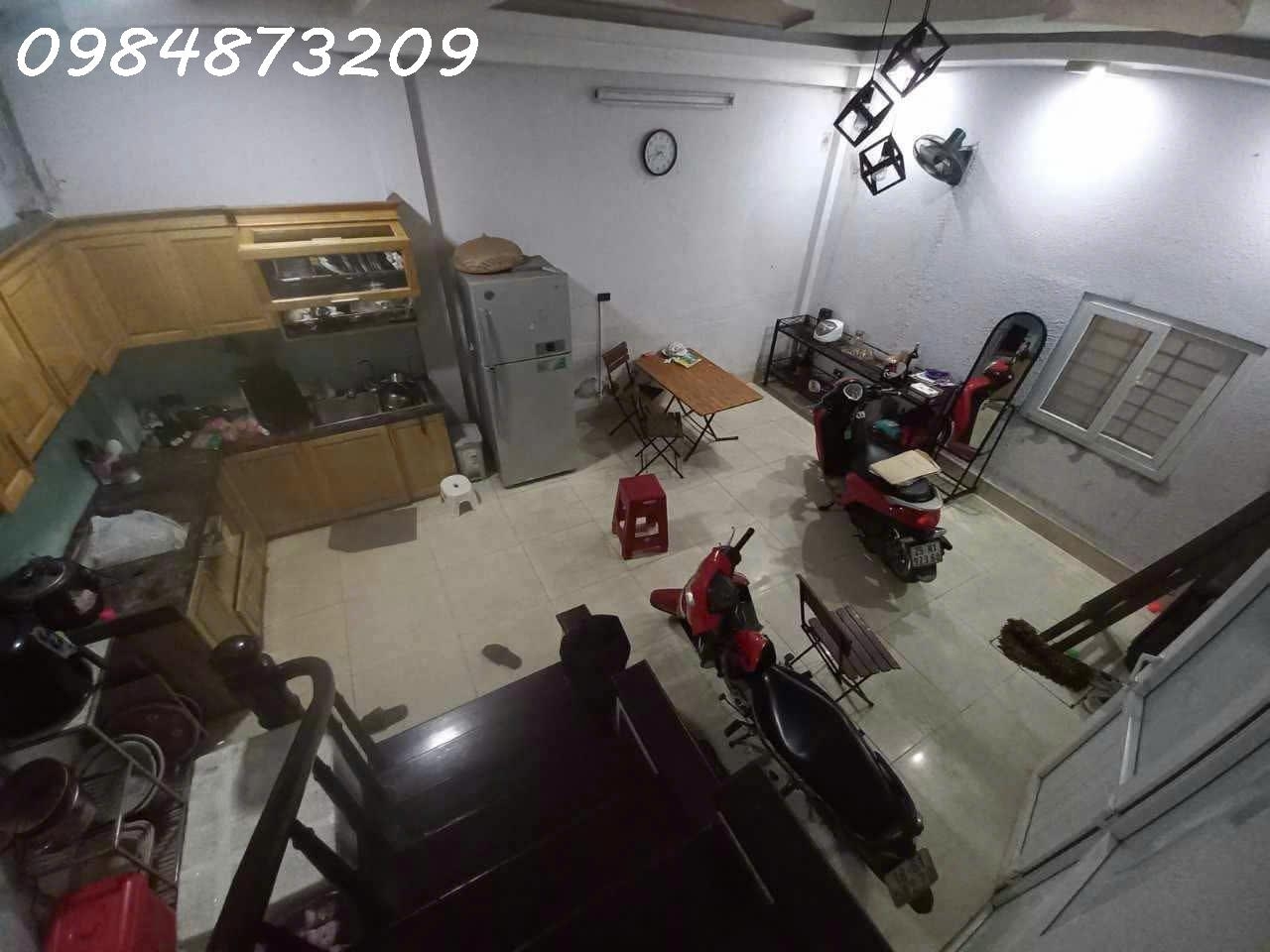 Chính chủ cho thuê nhà nguyên căn - Địa chỉ: nhà ngõ 426 Đường Láng Đống Đa Hà Nội