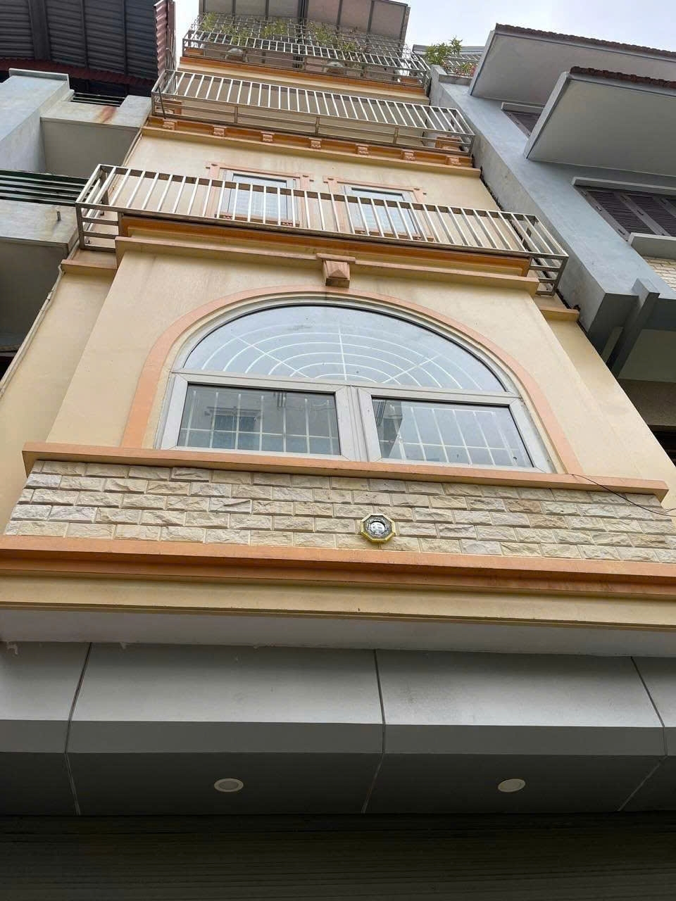 CHÍNH CHỦ CHO THUÊ NHÀ NGUYÊN CĂN – NGÕ 100 PHỐ SÀI ĐỒNG LONG BIÊN