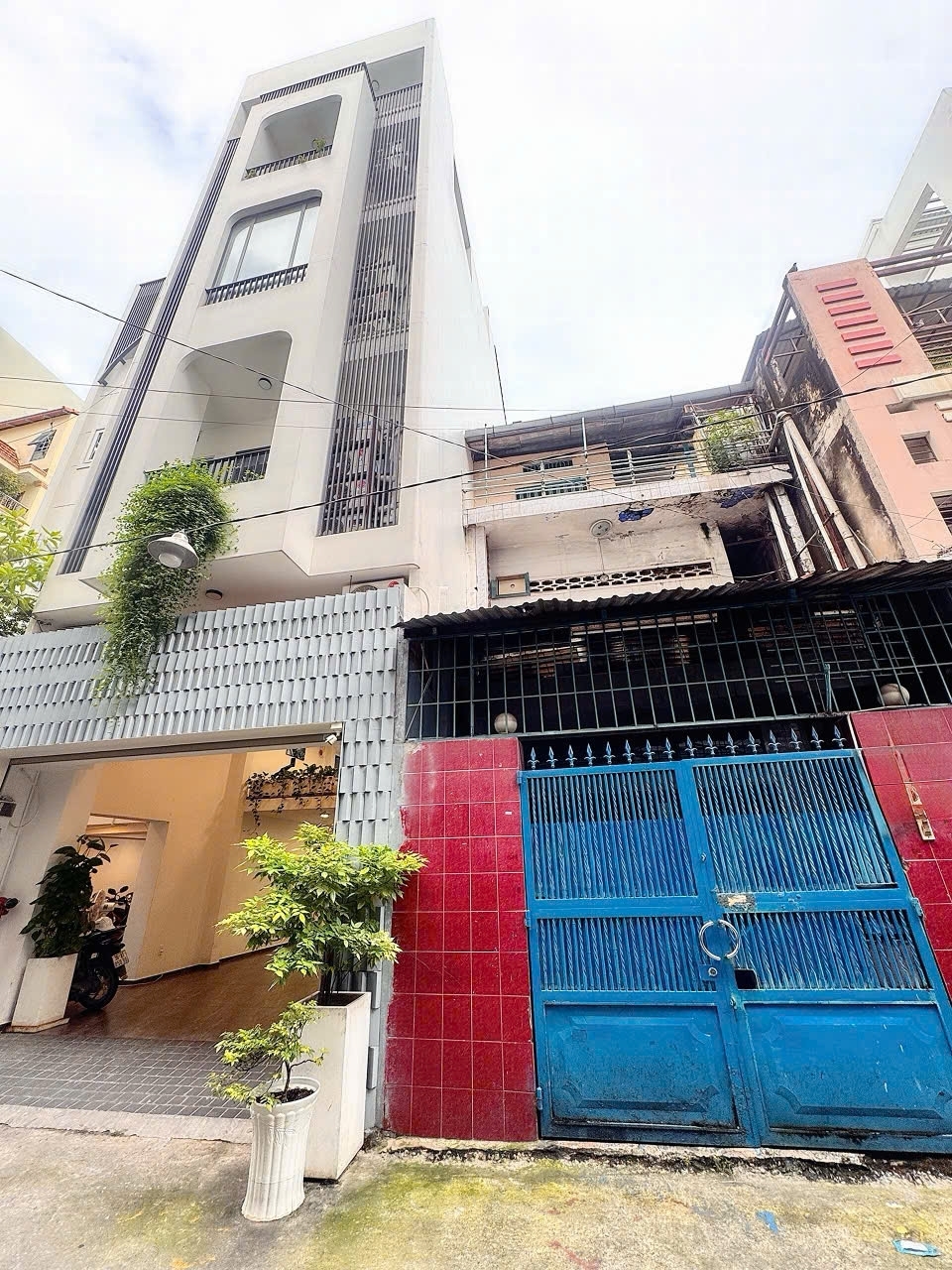 CHÍNH CHỦ XƯA CẦN BÁN NHÀ 3 TẦNG HXH Đ.LÊ VĂN SỸ QUẬN 3 - NGANG HIẾM 55M*15M * LH GIANG GIANG: