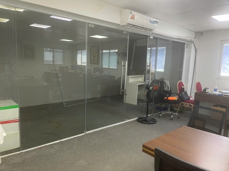 Cho thuê căn hộ chung cư Nguyễn Trãi 90m2 thông sàn 1 vệ sinh 8 Triệu