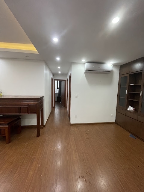 Cho thuê căn hộ tai Chung cư Hoàng Cầu Skyline Số 36 Hoàng Cầu Đống Đa giá từ 18 triệu/căn full đồ
