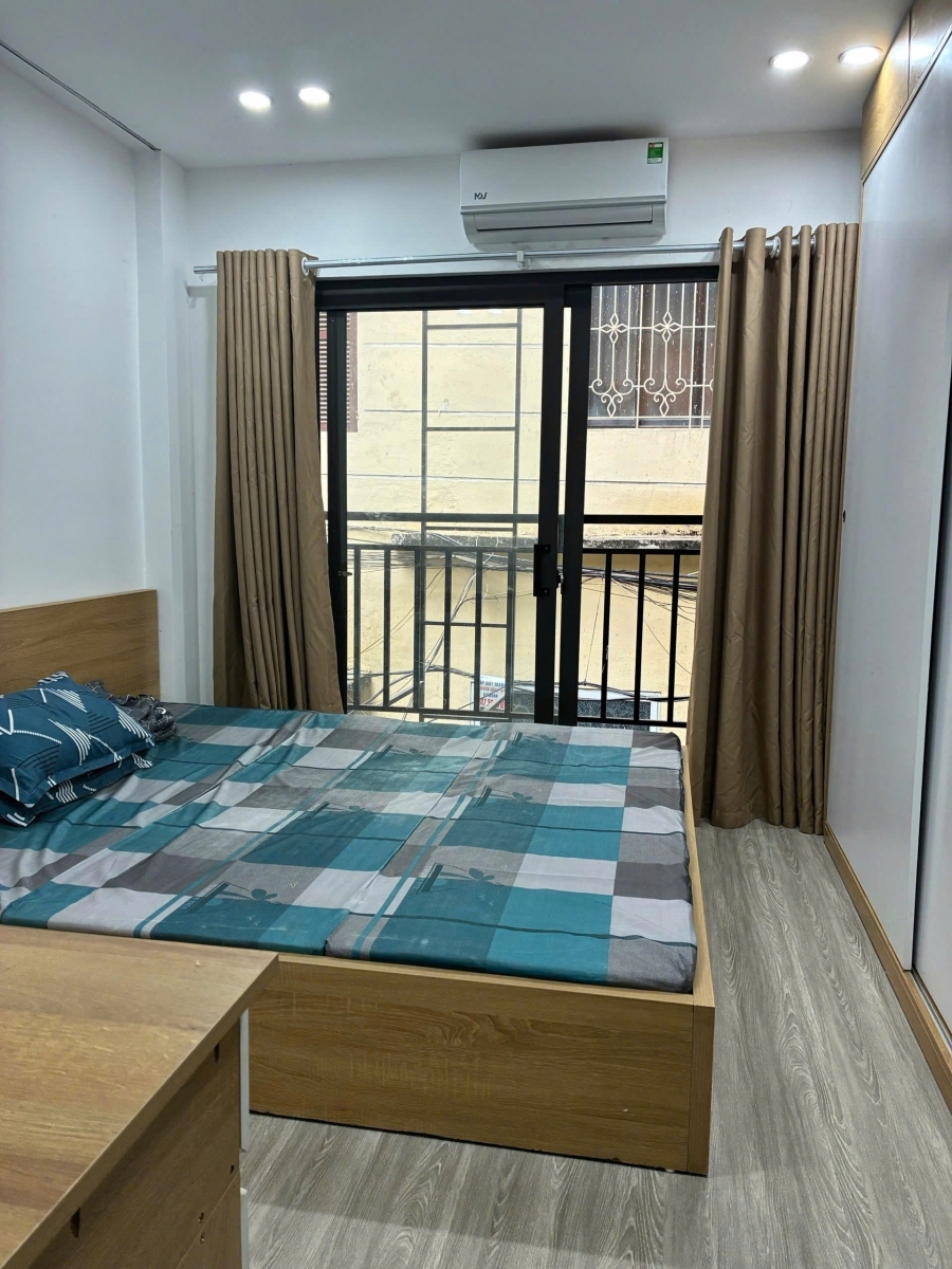 Cho Thuê Ccmn đẹp Full đồ thoáng ban công tại ngõ 105 Láng Hạ đống đa