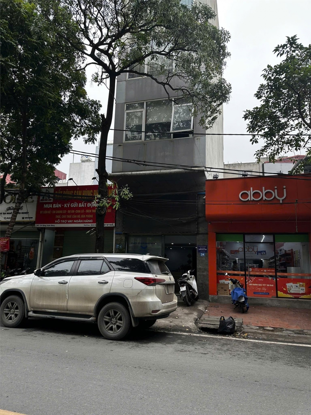 Cho thuê lâu dài từng tầng riêng biệt - mỗi tầng 80 m2 có tháng máy - 7 triệu /tầng /tháng