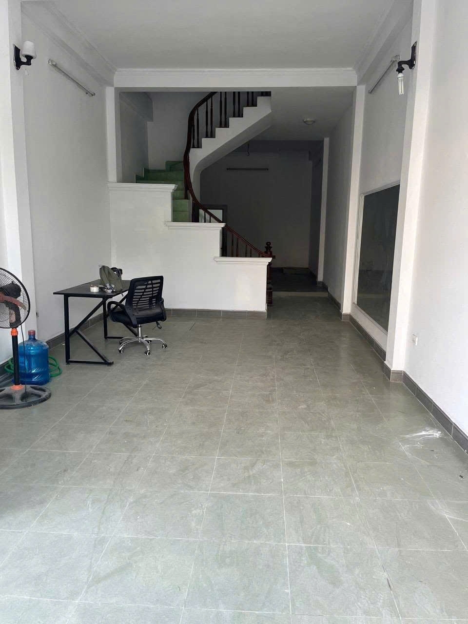 Cho thuê Mặt Phố Thịnh Liệt 4 tầng x 40m2 4 PN làm VP c.ty bán hàng 15 Triệu
