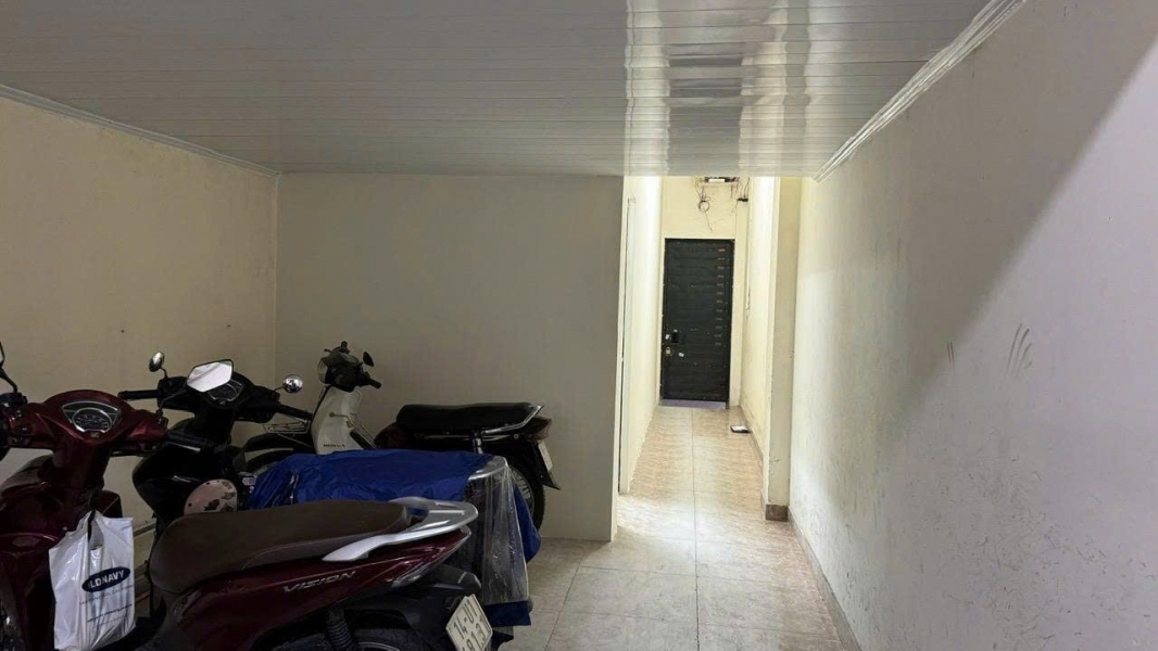 Cho thuê Mbkd ngõ Thái Thịnh - Đống Đa 15 tầng-Giá 75 triệu