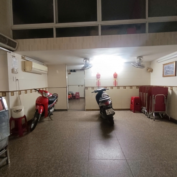 Cho thuê MBKD phố Bùi Thị Xuân 22m2 mặt tiền 5m giá 20 triệu kd Spa Nail kd sạch...