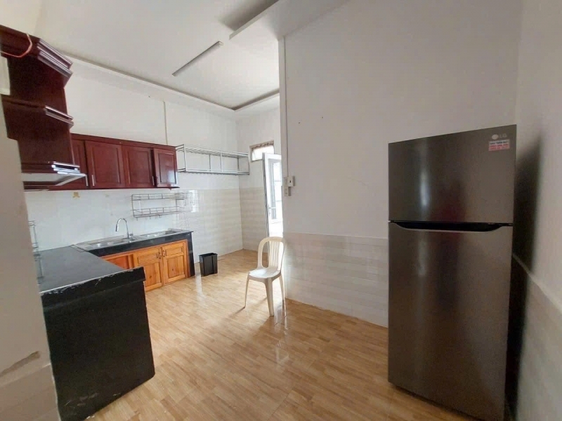 Cho thuê nhà 3 phòng ngủ đường Trạng Trình phường 9 Đà Lạt giá 8 triệu