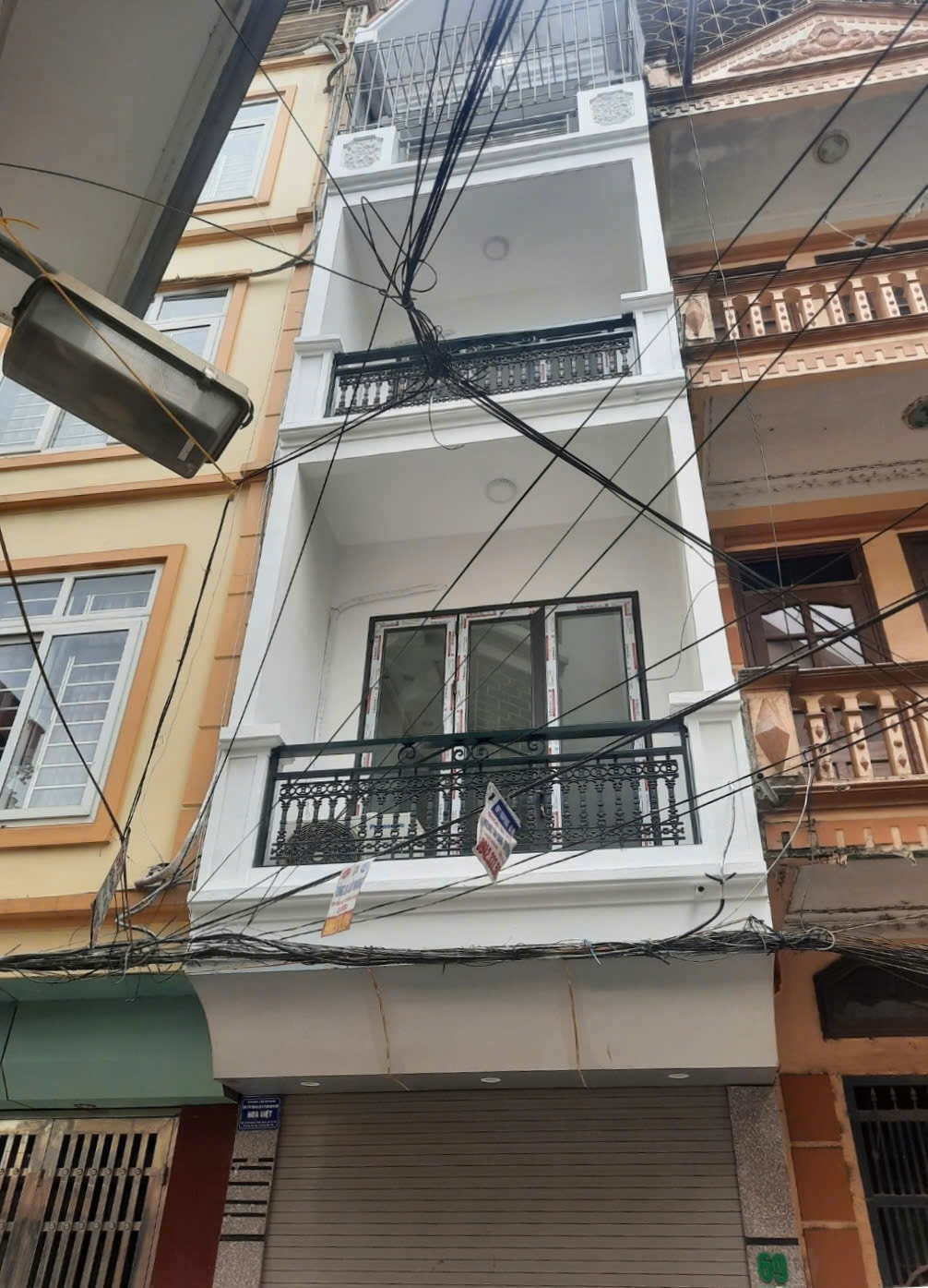 Cho thuê nhà 4 tầng Đền Lừ chỉ 14tr - Ngõ ô tô - Full đồ - Ở ngay